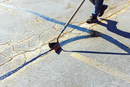 Crack-Sealing-Solutions